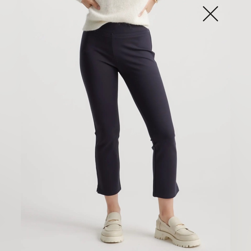 NWT Quince Ultra-Stretch Ponte Kick Flare Pants, Navy, Small